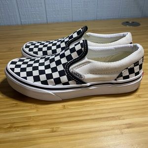Kids checkered slip-on vans - size: 3